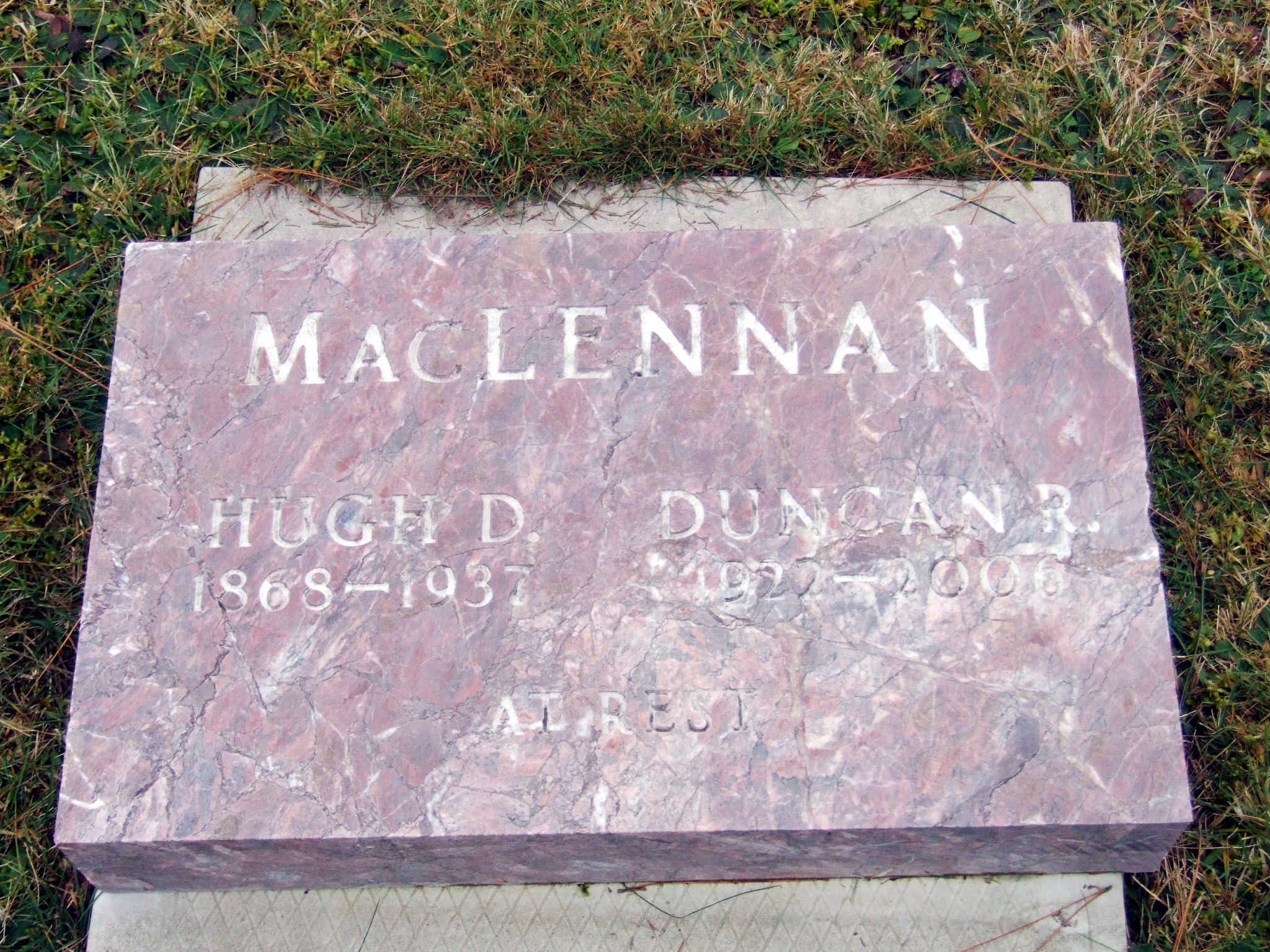 Photo of headstones/Hugh D MacLennan 1868-1937 hdstn Margaret Taylor cem R Denys